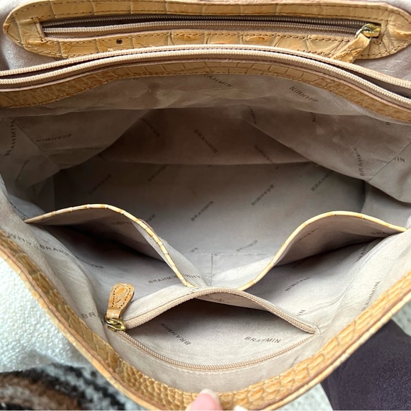 Brahmin Satchel Designer Handbag with Shoulder Strap EUC - Picture 12 of 13